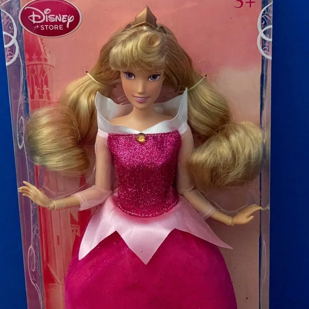 NIB  DISNEY STORE EXCLUSIVE CLASSIC DOLL  PRINCESS AURORA